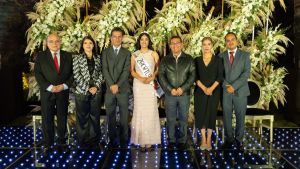 Presentan a la reina de la 84 Feria de la Manzana de Zacatl&aacute;n