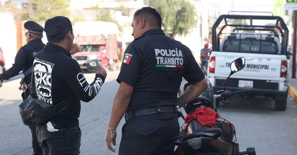 Ponen en marcha en Cuautlancingo revisi&oacute;n de documentos a motociclistas