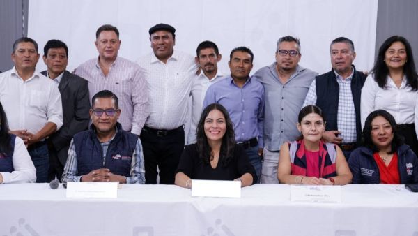 Realiza Lupita Cuautle Octava Reuni&oacute;n con Autoridades Auxiliares