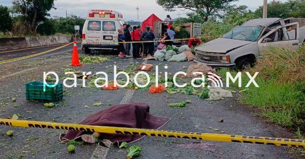 Deja accidente la Atlixco-Iz&uacute;car una mujer muerta y tres heridos