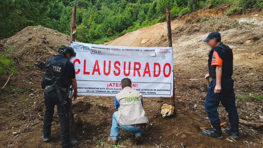Clausura Profepa una mina de feldespato en Zacatl&aacute;n