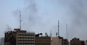 Suman m&aacute;s de 200 muertos en Ir&aacute;n tras ataques