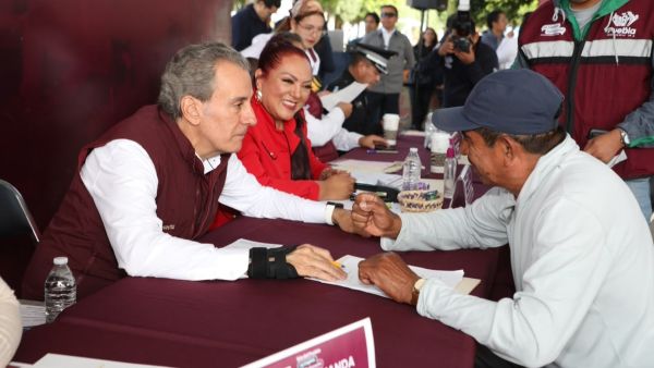Atiende edil peticiones en &ldquo;D&iacute;a del Pueblo&rdquo; en San Baltazar Tetela