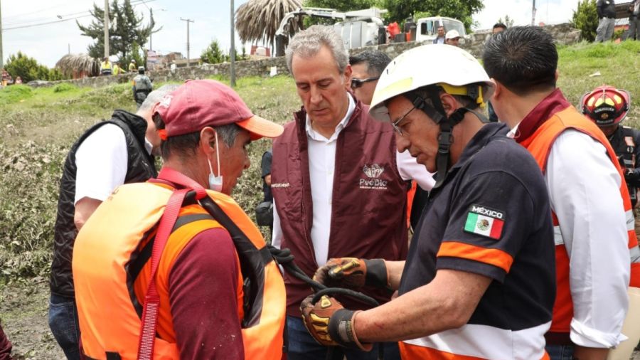 Supervisa Pepe Chedraui labores de limpieza en Puente Negro
