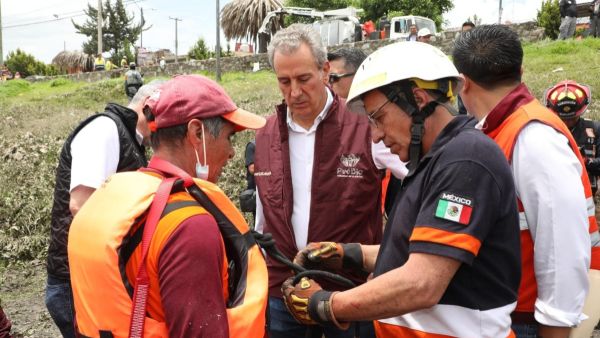 Supervisa Pepe Chedraui labores de limpieza en Puente Negro