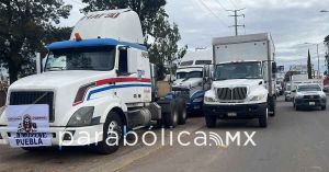 Impactan a Puebla cierres carreteros de la AMOTAC