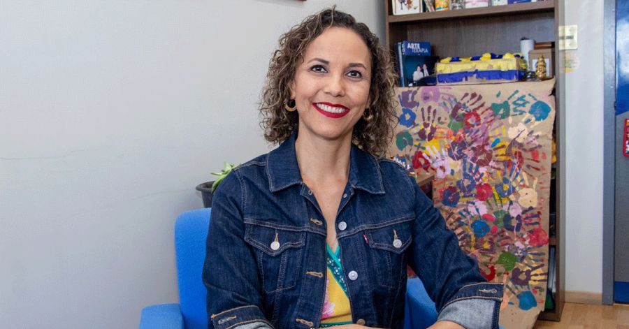 Advierte acad&eacute;mica IBERO que la inteligencia artificial no sustituye la psicoterapia