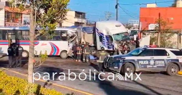 Deja una persona fallecida accidente en la &ldquo;Y&rdquo; de Amozoc