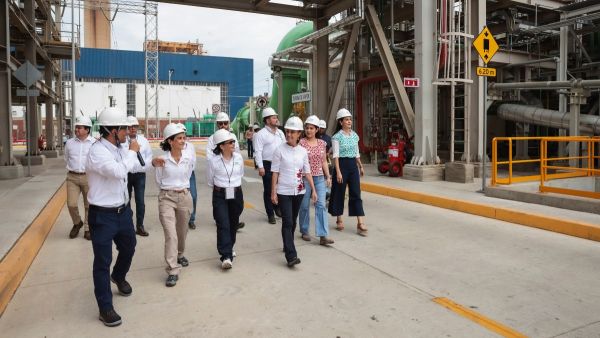 Inaugura Sheinbaum Central de Ciclo Combinado en Manzanillo, Colima