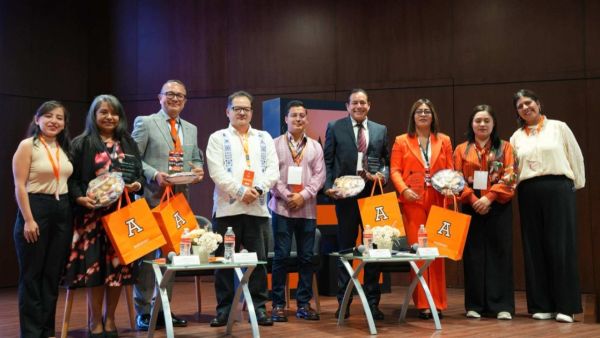 An&aacute;huac y SECIHTI impulsan &eacute;tica, tecnolog&iacute;a y sociedad en la era digital
