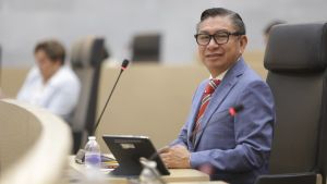 Proponen permiso laboral a madres y padres para educar a sus hijos