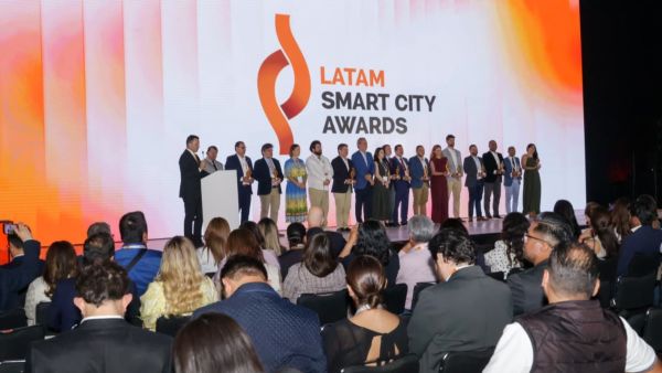 Premian iniciativas urbanas en Smart City LATAM Awards 2026