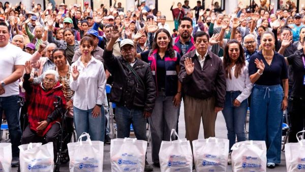Entrega alcaldesa 3 mil apoyos alimentarios en San Andr&eacute;s Cholula