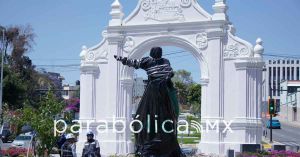 Devela Armenta la escultura del general Ignacio Zaragoza