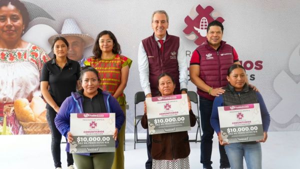 Acerca Pepe Chedraui bienestar social a comunidades ind&iacute;genas