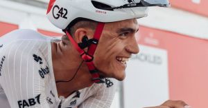 Consigue Isaac del Toro triunfo en primera etapa del UAE Tour 2026