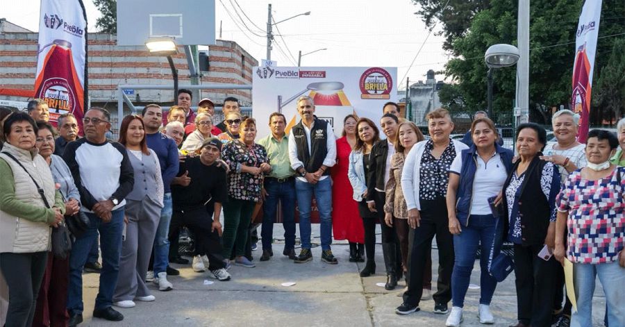 Entrega Pepe Chedraui modernizaci&oacute;n de luminarias LED en Cleotilde Torres