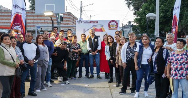 Entrega Pepe Chedraui modernizaci&oacute;n de luminarias LED en Cleotilde Torres
