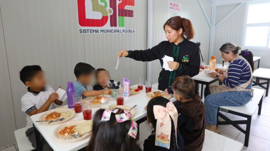 Inaugura DIF Puebla nuevo desayunador escolar en La Flor