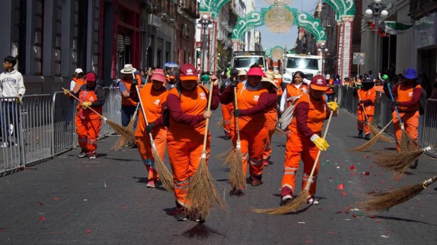 Reconocen trabajo de personal de limpia tras fiestas patrias