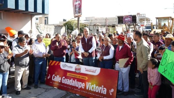 Arranca alcalde rehabilitaci&oacute;n vial en Santa Mar&iacute;a Xonacatepec