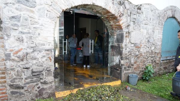 Atiende Comuna a afectados en el Centro Hist&oacute;rico por las lluvias