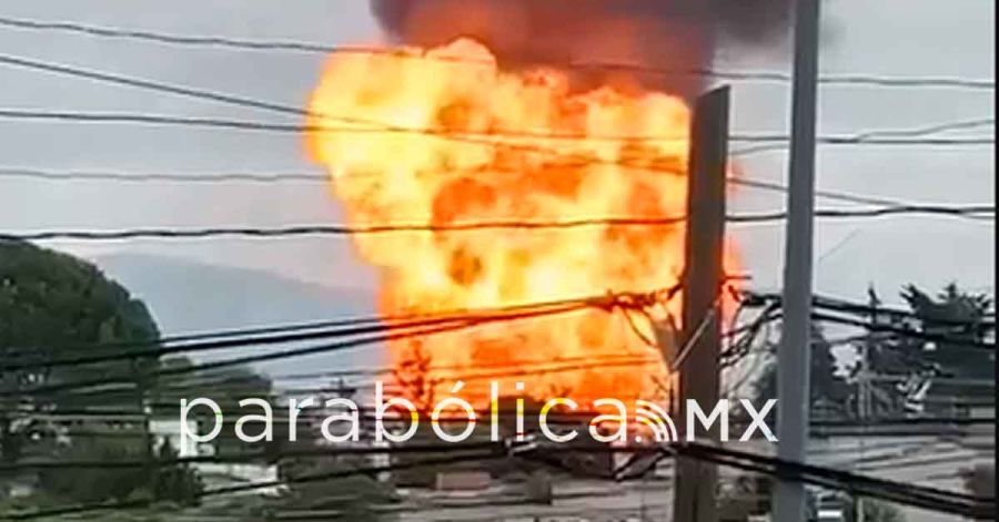 Explota pipa de gas en Tepeaca; desalojan escuela