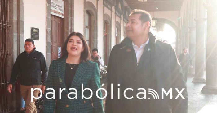 Construyen en la Sierra Norte, Bety y Armenta&nbsp;