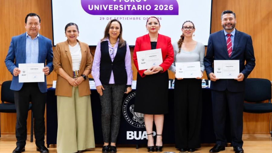 Promueve FGE cultura de denuncia y derechos pol&iacute;ticos de mujeres en la BUAP