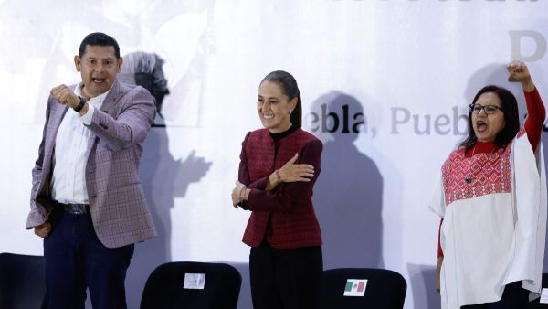 M&aacute;s que informe, fue una clase de historia la visita presidencial: Lozano