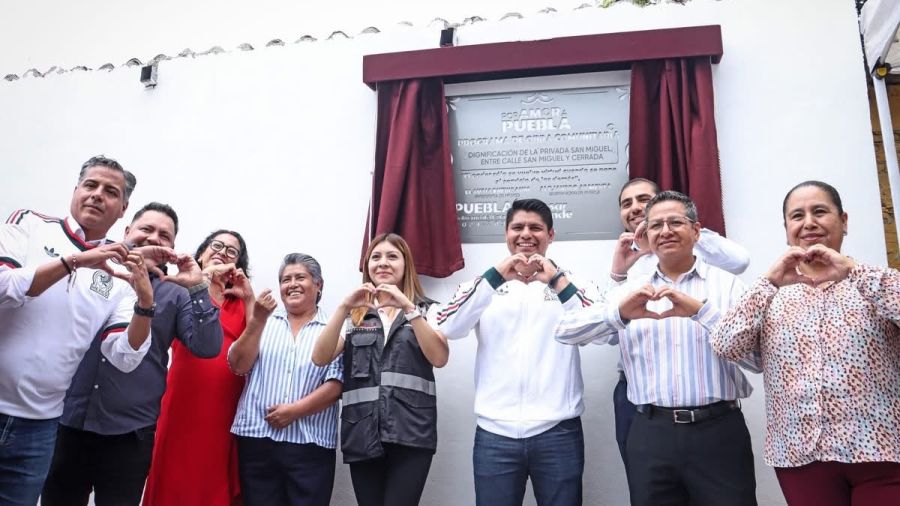 Entrega Omar Mu&ntilde;oz pavimentaci&oacute;n en la cabecera municipal