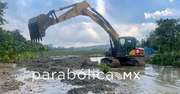 Avanza la construcci&oacute;n de canal pluvial para prevenir inundaciones en Huauchinango: Infra