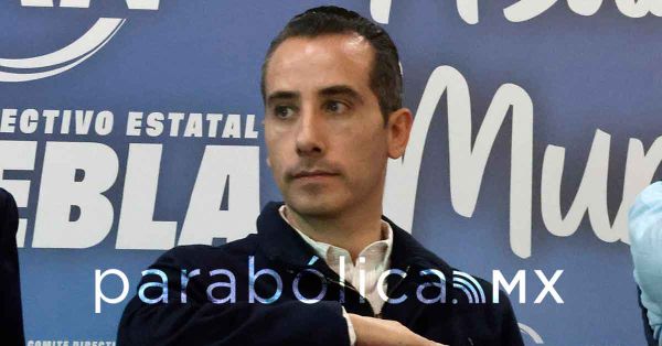 Buscar&aacute; Riestra adherir al PAN a la priista Delfina Pozos