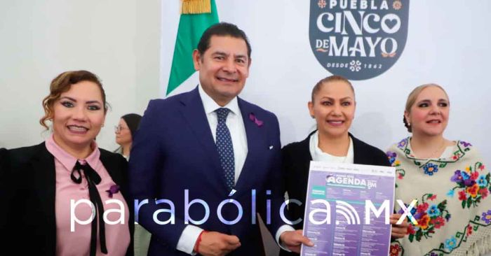 Impulsan Casas Carmen Serd&aacute;n visibilidad y empoderamiento de mujeres en Puebla