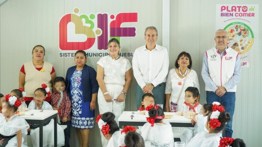 Visita Pepe Chedraui desayunador escolar en el Jard&iacute;n de Ni&ntilde;os "La Flor"