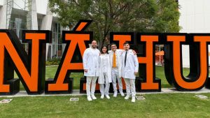 Destacan alumnos An&aacute;huac Puebla en Olimpiada de Farmacolog&iacute;a