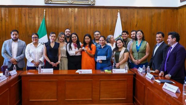 Tonantzin Fern&aacute;ndez consolida los Mi&eacute;rcoles del Pueblo en San Pedro Cholula