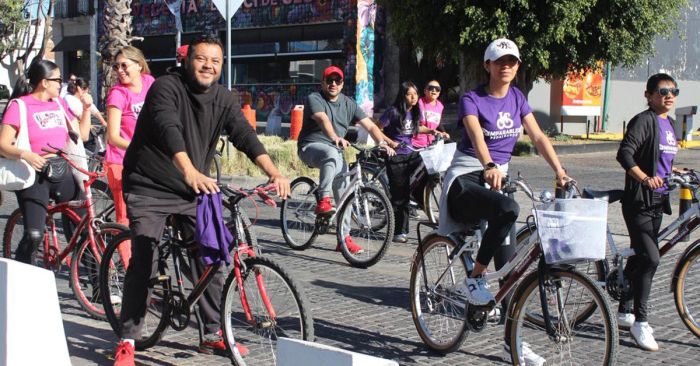 Arranca Mes de la Mujer con rodada en la capital poblana