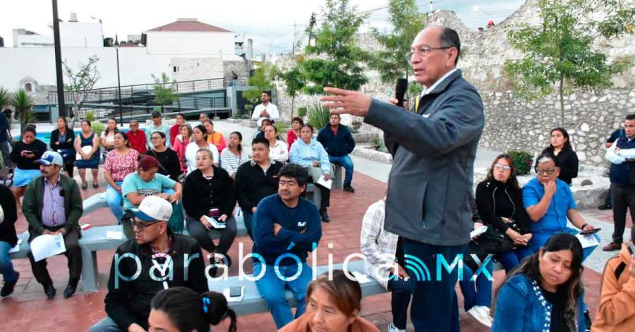 Entrega Gobierno del Estado apoyos a 83 familias afectadas por explosi&oacute;n en Tepeaca