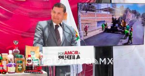 Destaca Armenta en CDMX plan de infrestrustura carretera con maquinaria propia