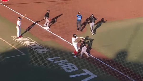 Suspende LMB a beisbolista venezolano por agresi&oacute;n