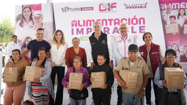 Otorga edil despensas del programa &ldquo;Alimentaci&oacute;n Imparable&rdquo; en Agua Santa