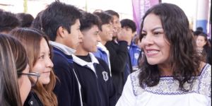 Reconoce Lupita Cuautle a estudiantes de San Andr&eacute;s Cholula