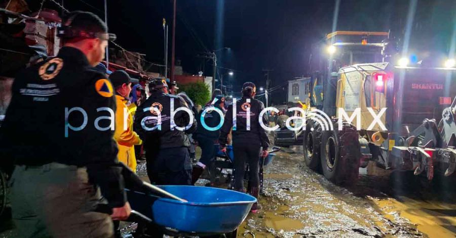 Atiende PC estatal afectaciones por desbordamiento de r&iacute;o en Ciudad Serd&aacute;n