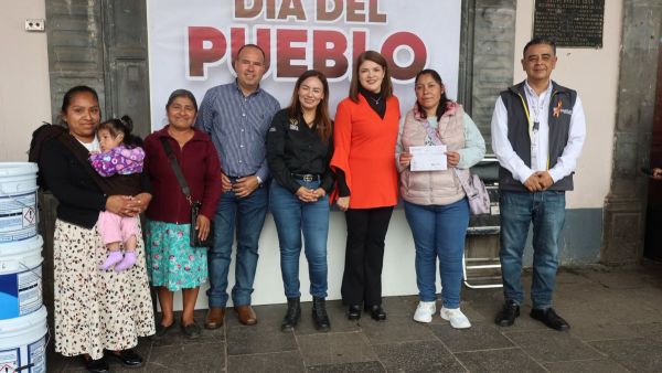 Realiza alcaldesa Bety S&aacute;nchez D&iacute;a del Pueblo en Zacatl&aacute;n