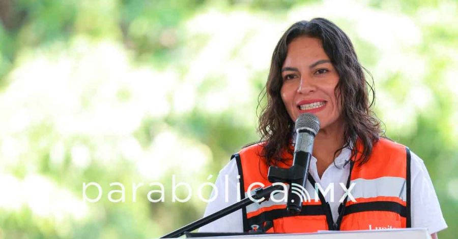 Lleva Lupita Cuautle programa de reciclaje a secundarias y bachilleratos