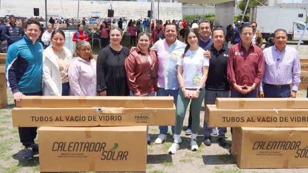 Entrega Gobierno de Texmelucan 120 calentadores