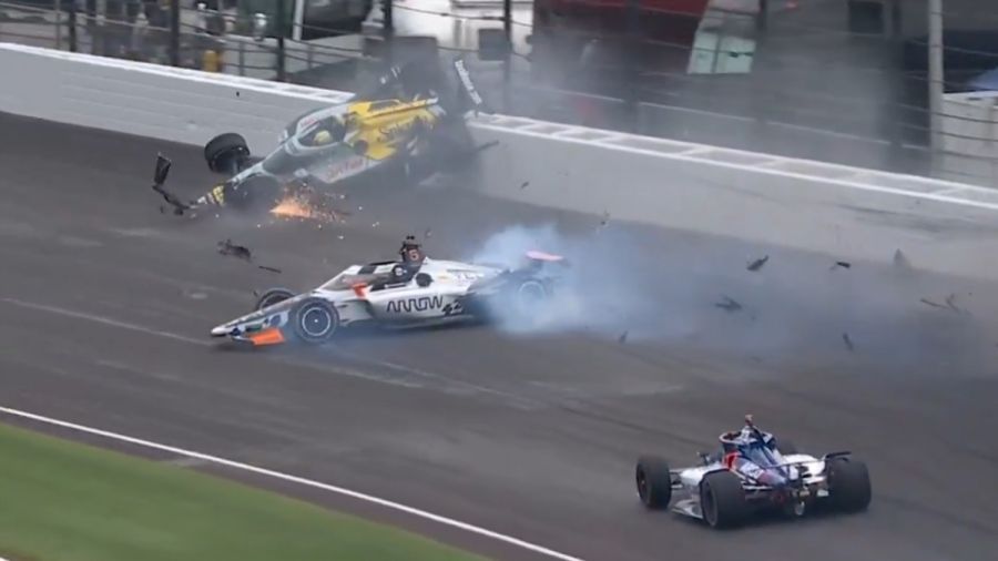 Choca Pato O&rsquo;Ward en &uacute;ltima pr&aacute;ctica de la Indy500