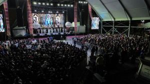 Banda Tierra Mojada pone a bailar a asistentes a la Gran Feria de Cholula