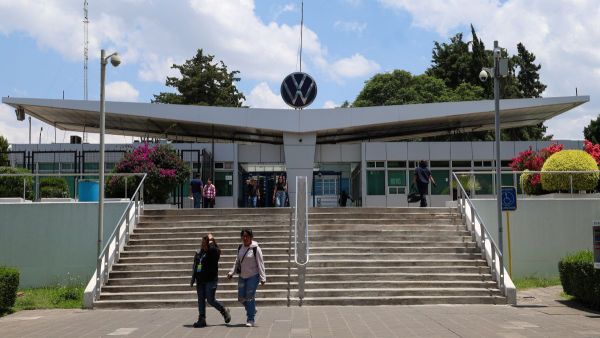 Anuncian nueva pr&oacute;rroga en negociaci&oacute;n salarial de VW